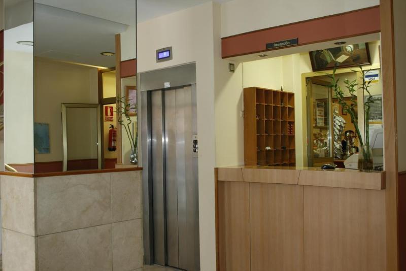 Hostal Liste Station A Coruña Exteriér fotografie